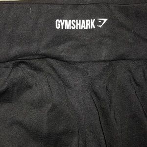 GYMSHARK GRAY AND BLACK SEAMLESS LEGGINGS SIZE L